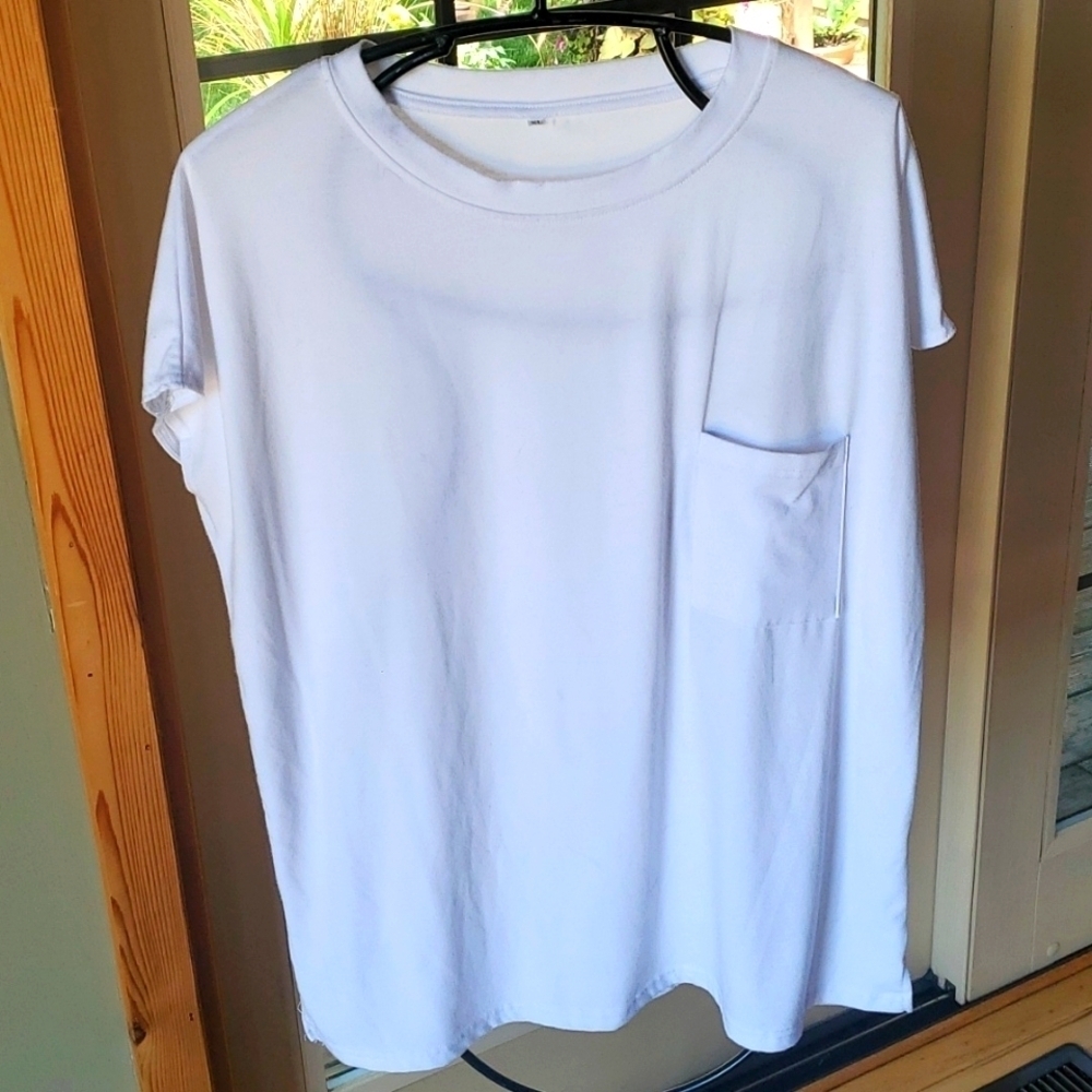 White Sleeveless Rayon & Spandex Sz XL Long Muscle T-Shirt